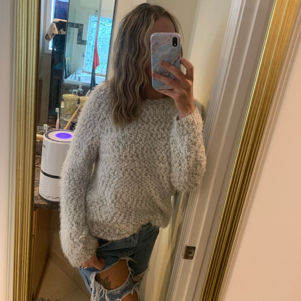 Cute white sweater - perfect for fall